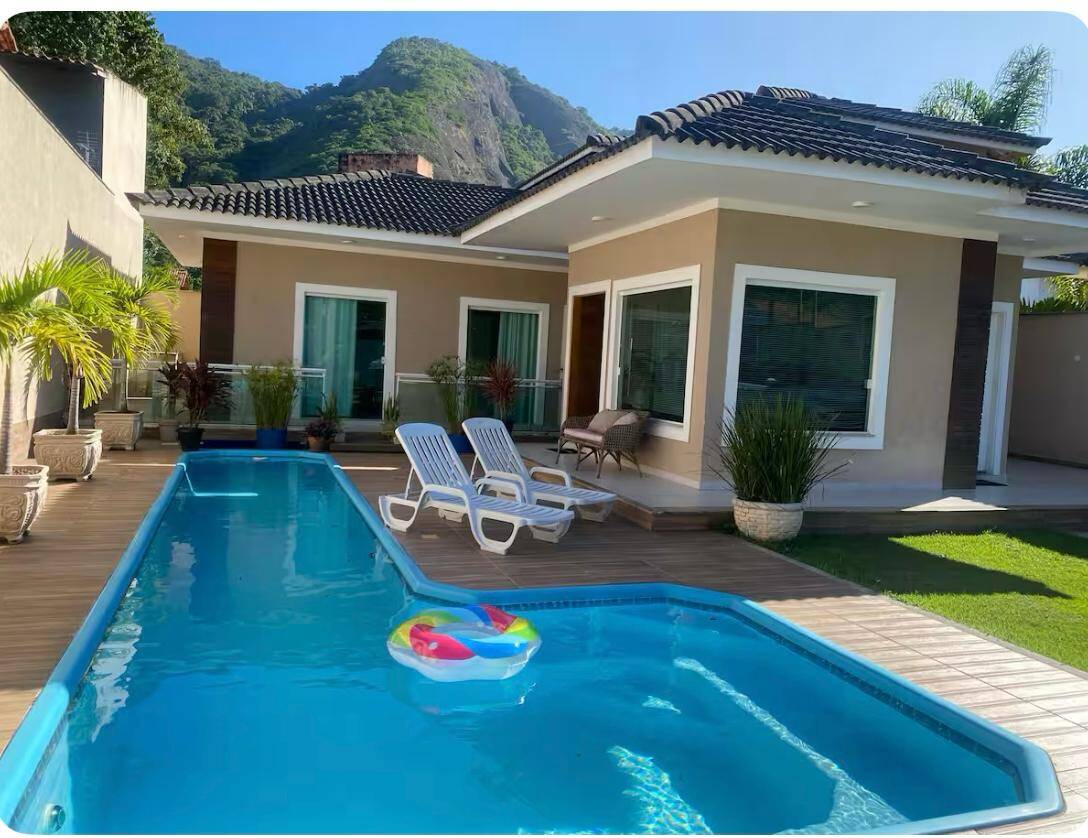 #828 - Casa para Venda em Maricá - RJ